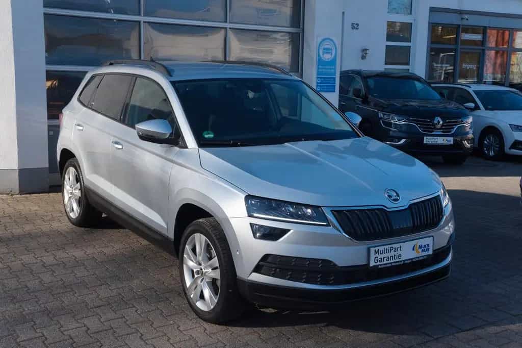 Skoda Karoq 1.5l TSI ACT DSG STYLE*PDC*KAMERA*KEYLESS* 11/2021-photo-3