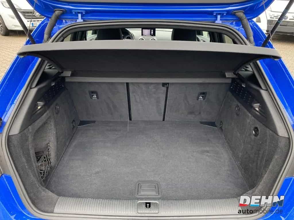 Audi A3 2.0 TFSI sport quattro S-line Matrix Cam LRHZ 04/2019-photo-13