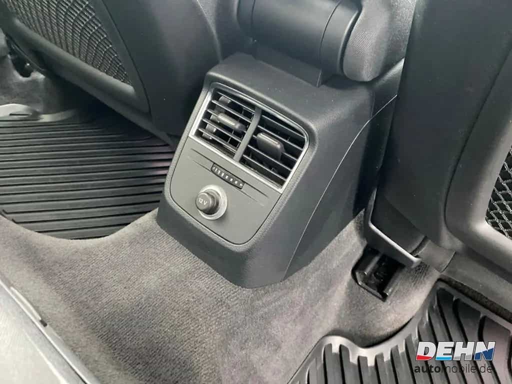Audi A3 2.0 TFSI sport quattro S-line Matrix Cam LRHZ 04/2019-photo-16