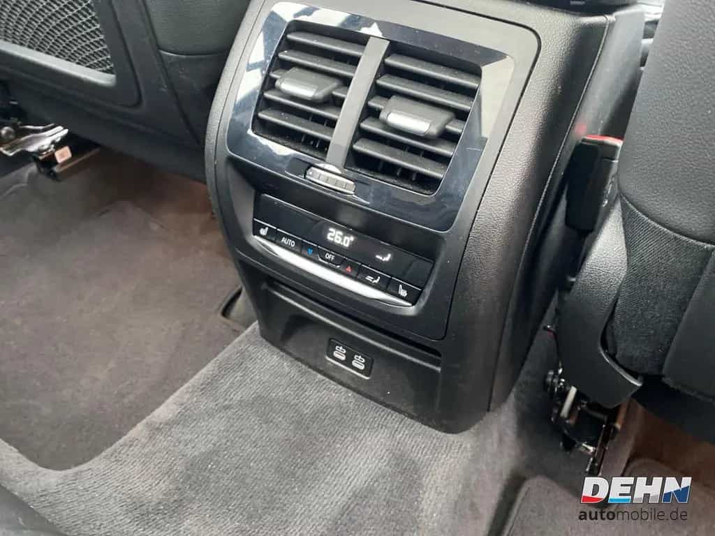BMW X3 Advantage Pano Sposi Live Cockpit C Park-Assi 10/2021-photo-16