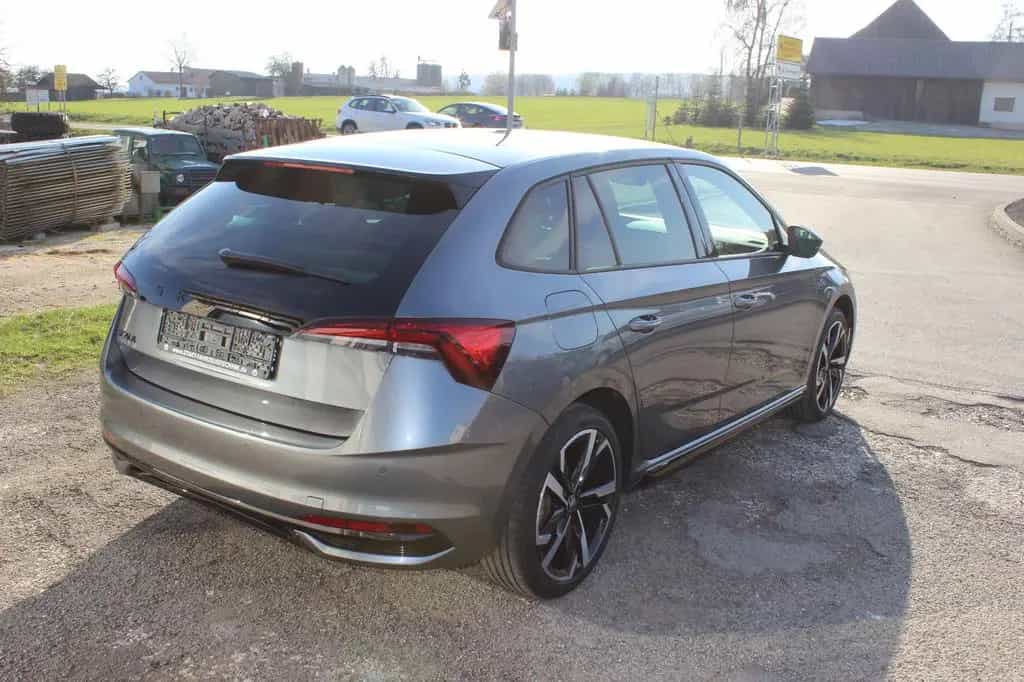 Skoda Scala Monte Carlo 1,5TSI DSG 18"+ WinterPlus+5JG 02/2025-photo-6