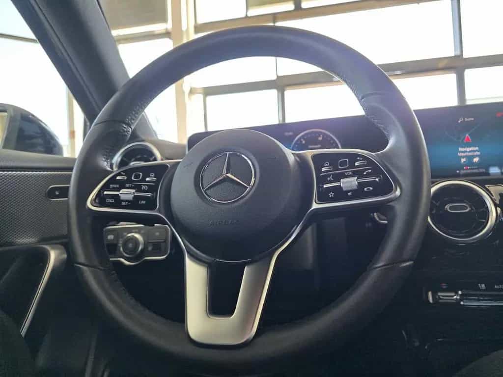 Mercedes-Benz A 250 4Matic 7G-DCT Progressive Multibeam LED / 04/2019-photo-18