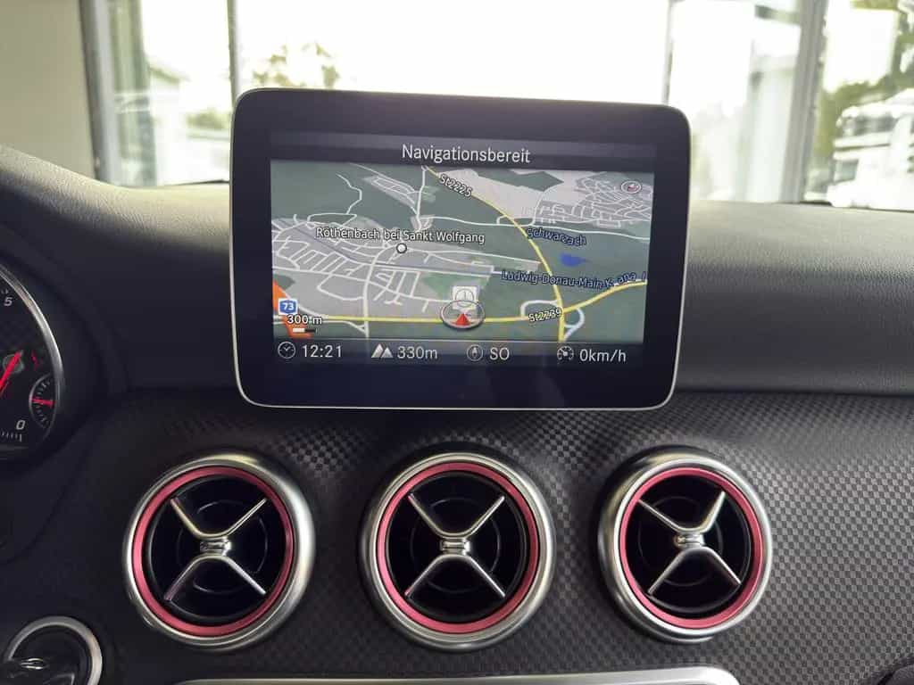 Mercedes-Benz A-Class 200 Urban LED*RFK*SHZ*PDC 11/2017-photo-13