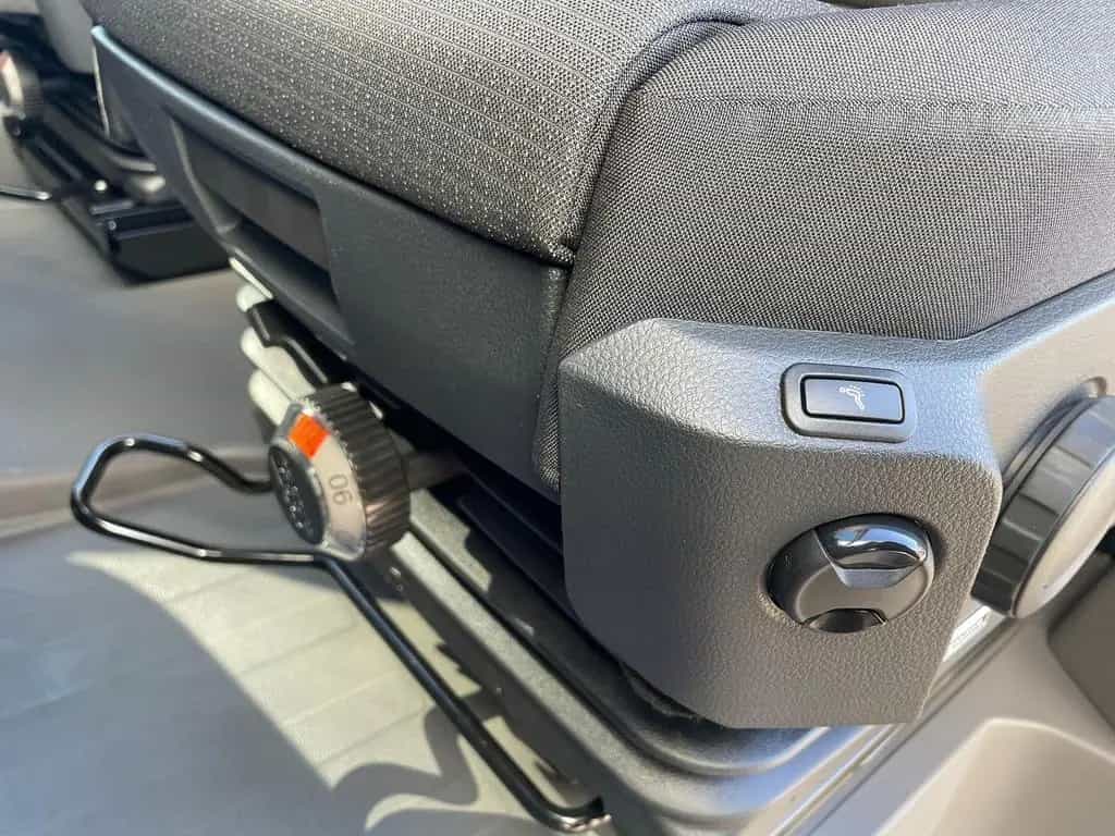 MAN TGE 3.180 L4H3 Kasten 4x4 STANDHZ ACC LENKRADHZ 03/2026-photo-28