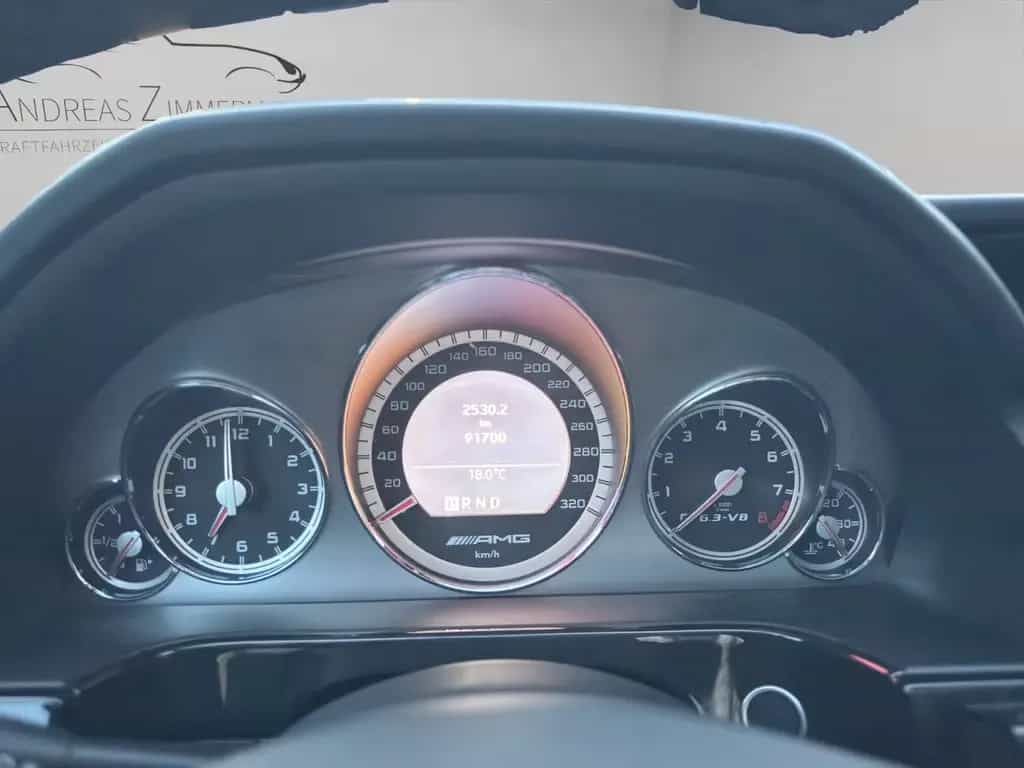 Mercedes-Benz E 63 AMG 6.3 V8 SAUGER! PANO/CAM/KEY/HK7 04/2010-photo-14