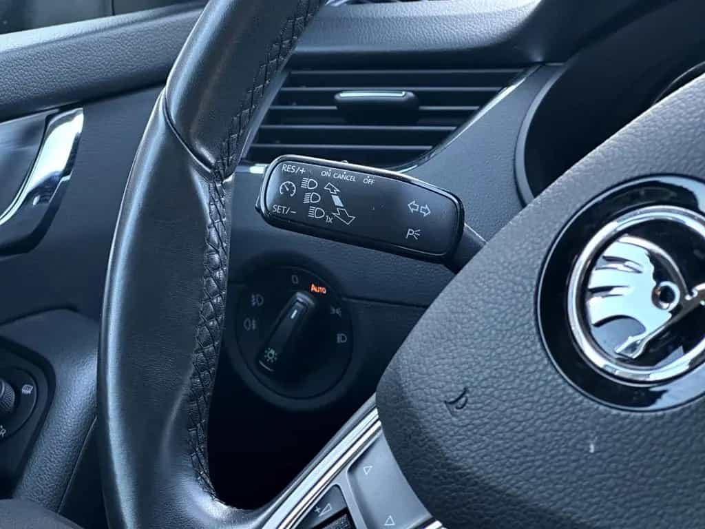 Skoda Octavia Combi 1.0 TSI Tour SHZ, KLIMAA, CARPLAY 11/2019-photo-18
