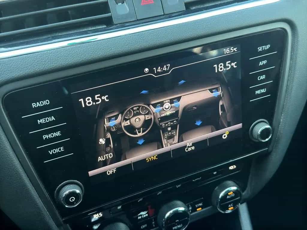 Skoda Octavia Combi 1.0 TSI Tour SHZ, KLIMAA, CARPLAY 11/2019-photo-20