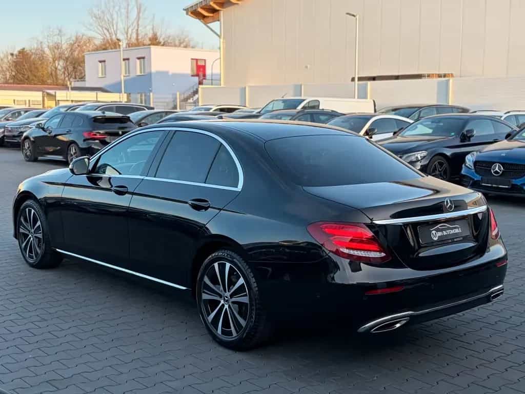Mercedes-Benz E 200 Limo Avantgarde*Multibeam-LED*R-Kamera* 06/2017-photo-3