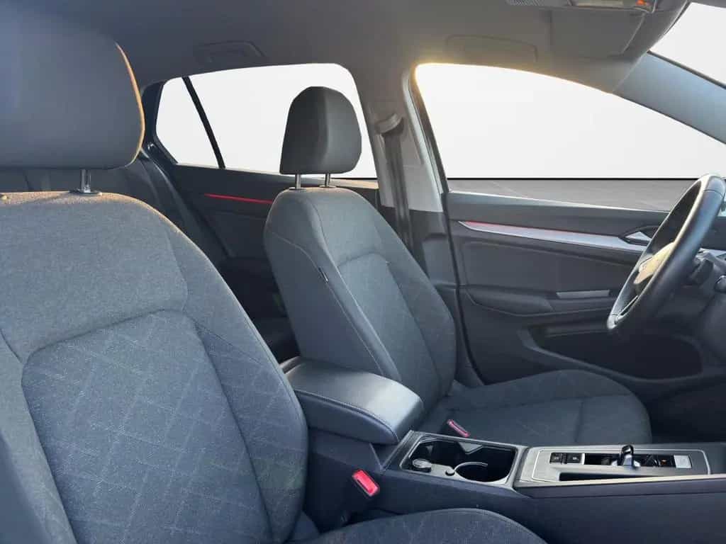 Volkswagen Golf VIII Lim. Automatik Navi Appel CarPlay 10/2023-photo-13