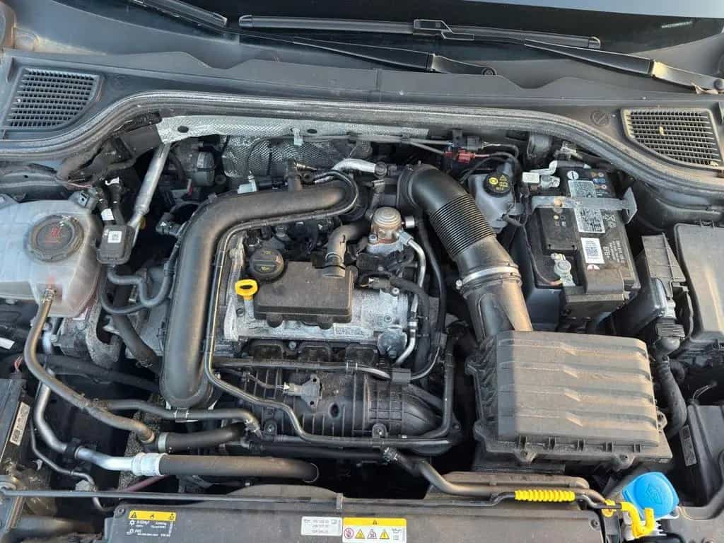 Volkswagen Golf VIII Lim. Automatik Navi Appel CarPlay 10/2023-photo-23