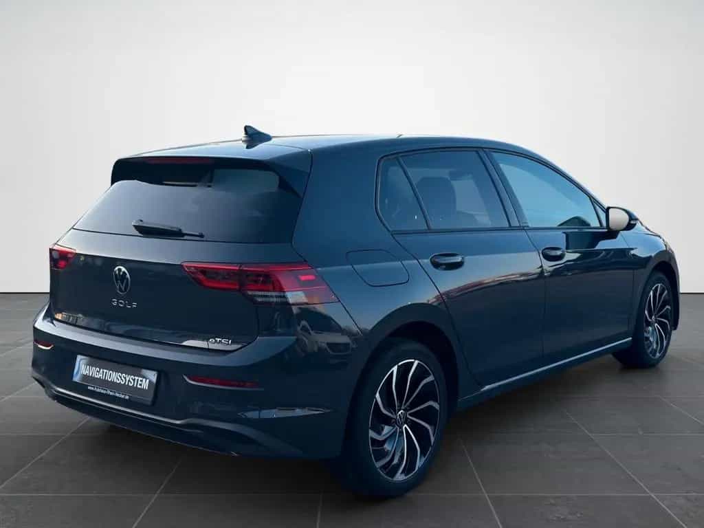 Volkswagen Golf VIII Lim. Automatik Navi Appel CarPlay 10/2023-photo-3