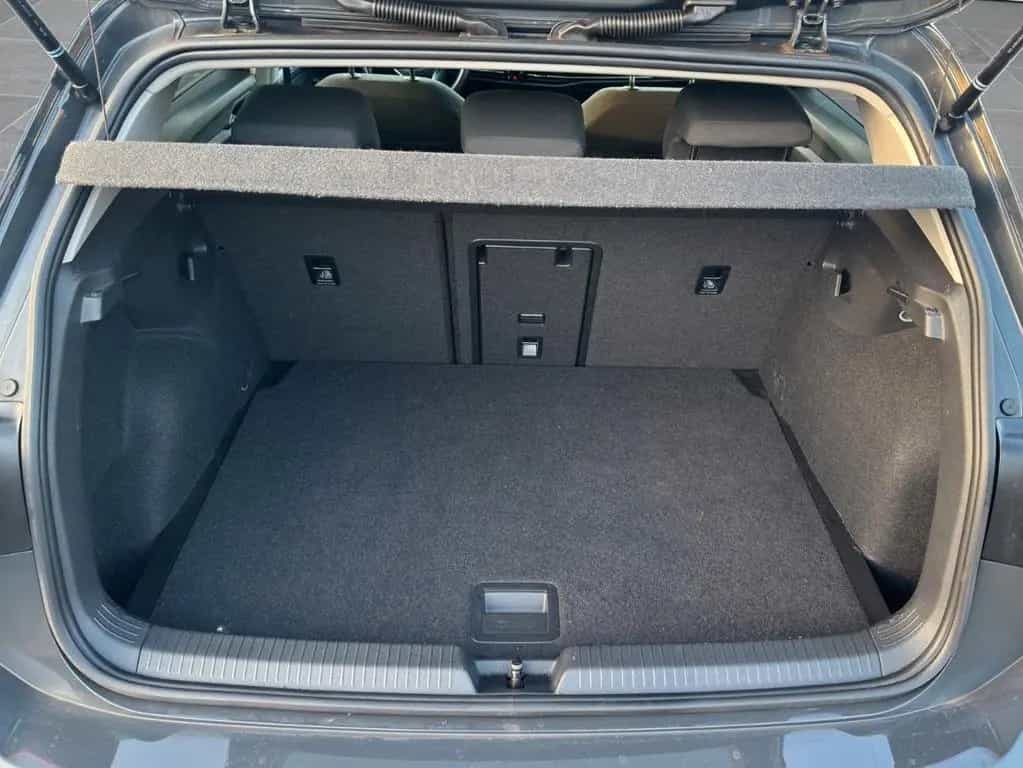 Volkswagen Golf VIII Lim. Automatik Navi Appel CarPlay 10/2023-photo-6
