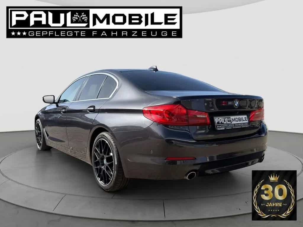 BMW 5 Series 530 dA Limo Navi LED Virtual ACC HuD 360° Leder 07/2018-photo-2