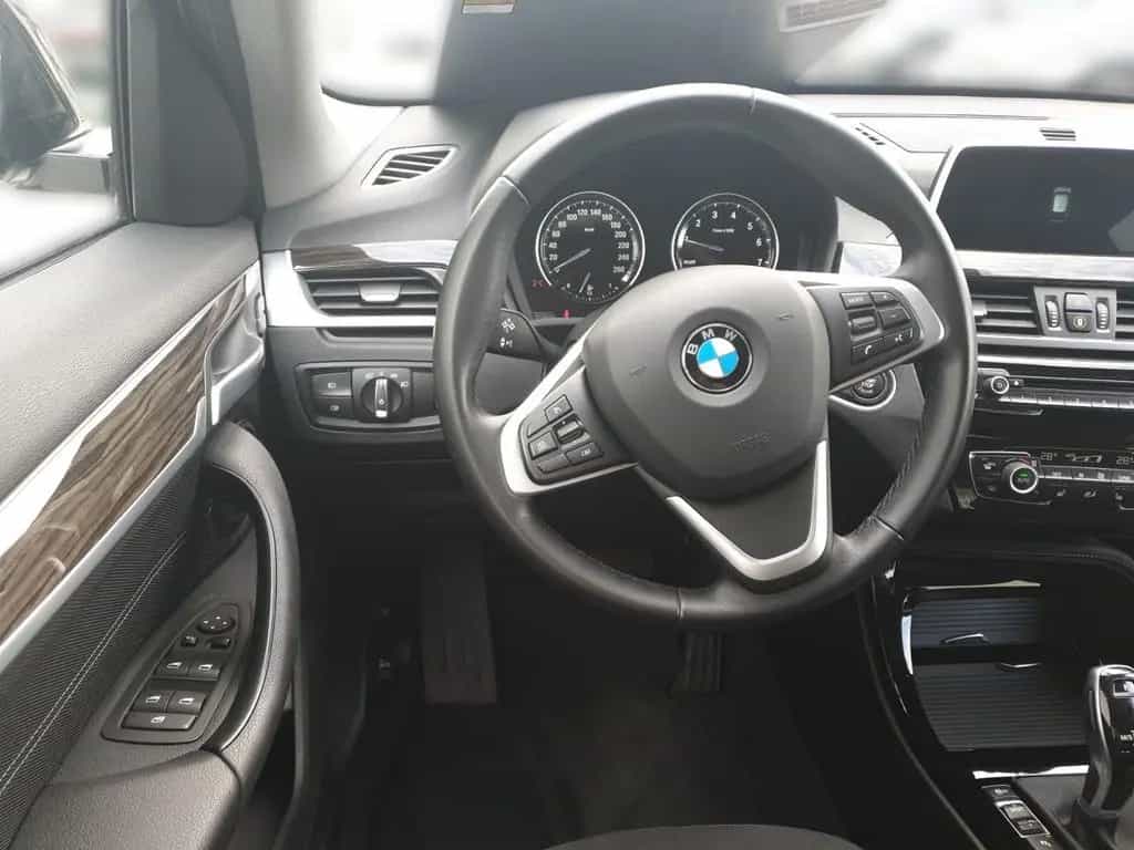 BMW X1 sDrive 18 i Sport Line +AHK+SHZ+BOSE+LED+ 12/2018-photo-10