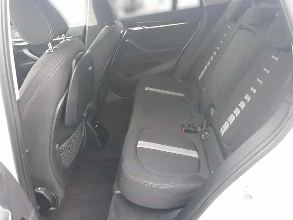 BMW X1 sDrive 18 i Sport Line +AHK+SHZ+BOSE+LED+ 12/2018-photo-13