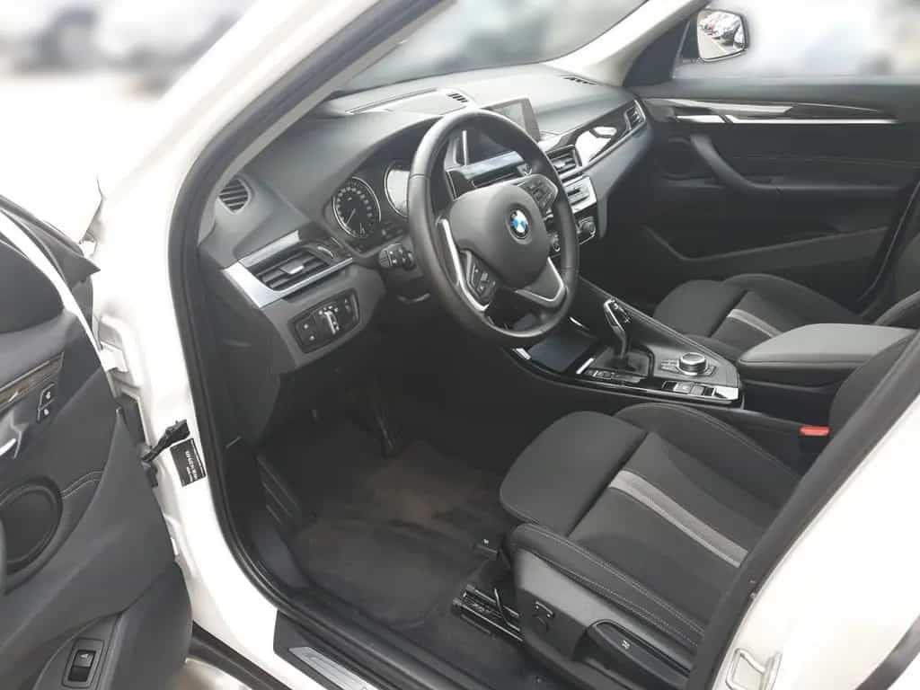 BMW X1 sDrive 18 i Sport Line +AHK+SHZ+BOSE+LED+ 12/2018-photo-8