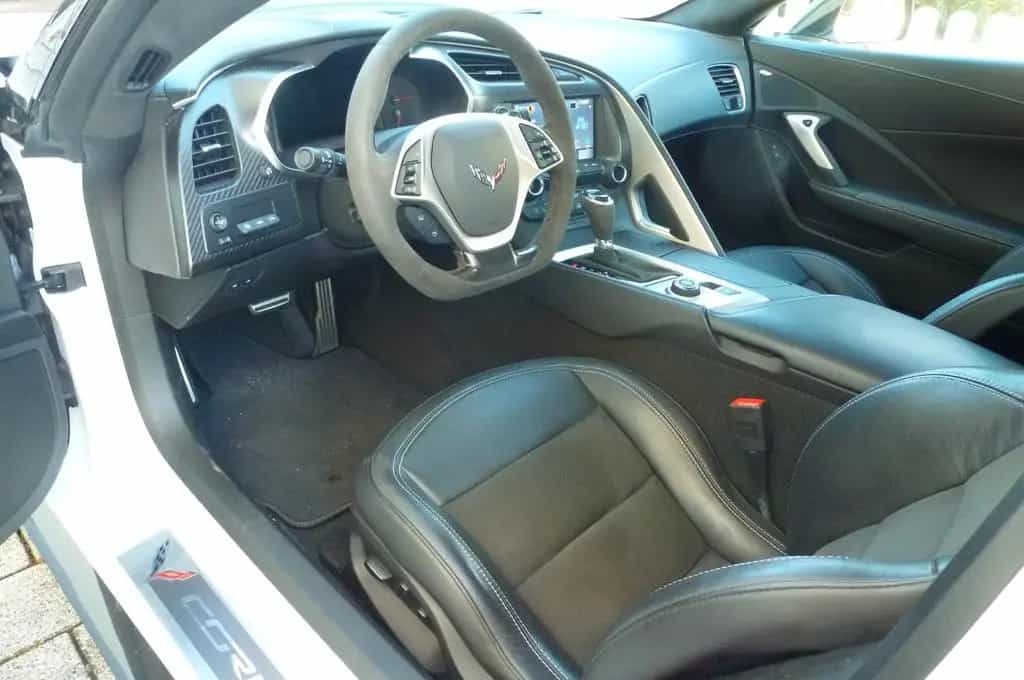 Corvette C7 AT8 Stingray Red Ed. TOP gepfl. EU, VOLL 03/2019-photo-10