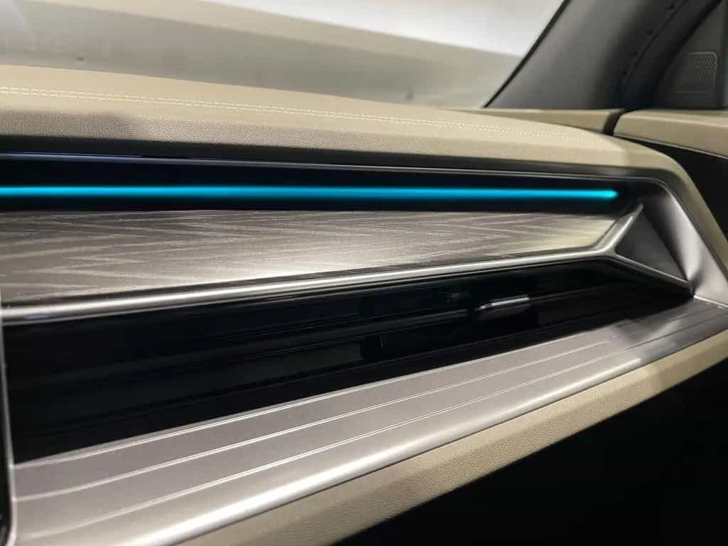 Ssangyong Torres 1.5 T-GDI 4x4 Leder Navi AHK Garantie 03/2024-photo-21