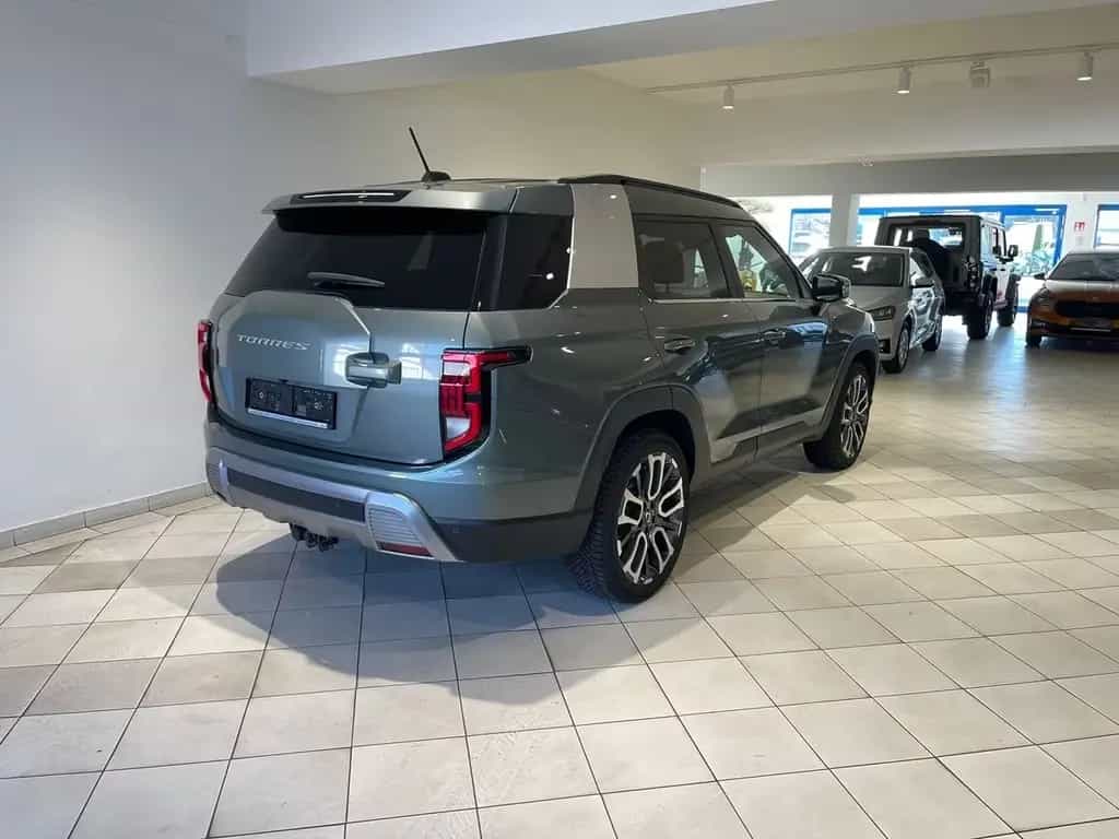 Ssangyong Torres 1.5 T-GDI 4x4 Leder Navi AHK Garantie 03/2024-photo-4