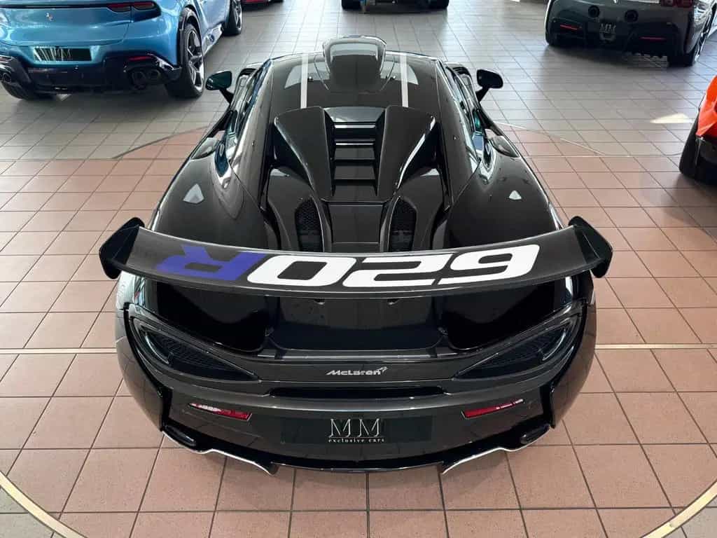 McLaren 620R "187 OF 225" 04/2020-photo-10