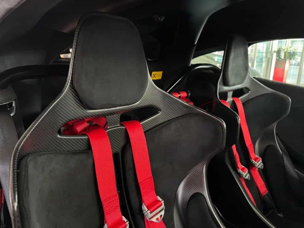McLaren 620R "187 OF 225" 04/2020-photo-31
