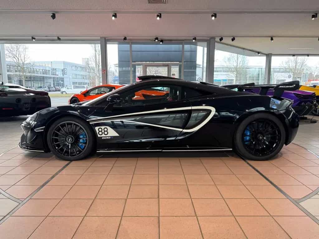 McLaren 620R "187 OF 225" 04/2020-photo-5