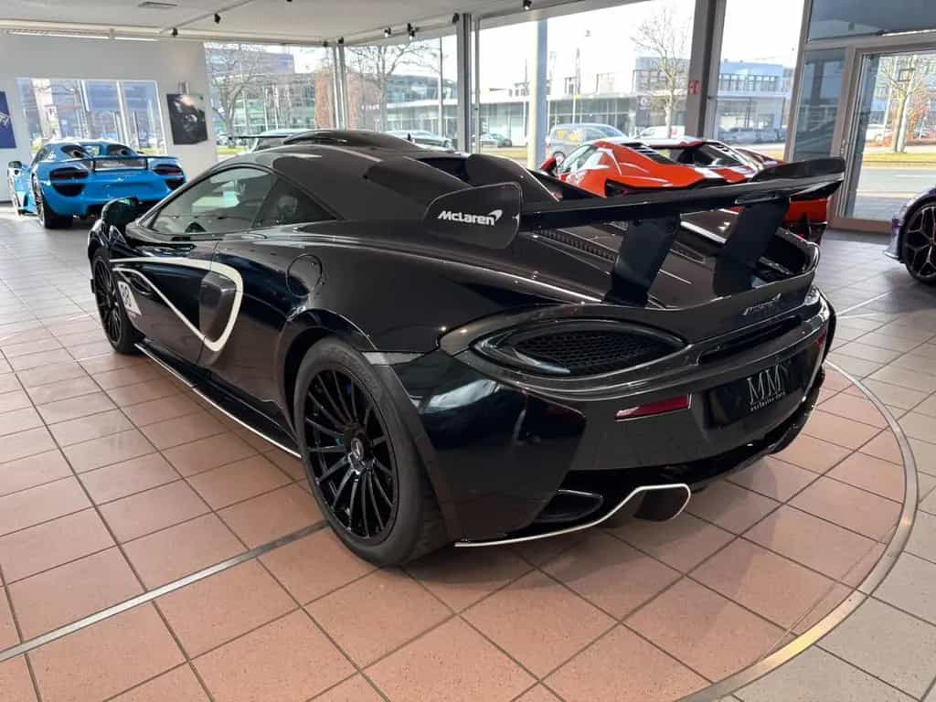 McLaren 620R "187 OF 225" 04/2020-photo-6