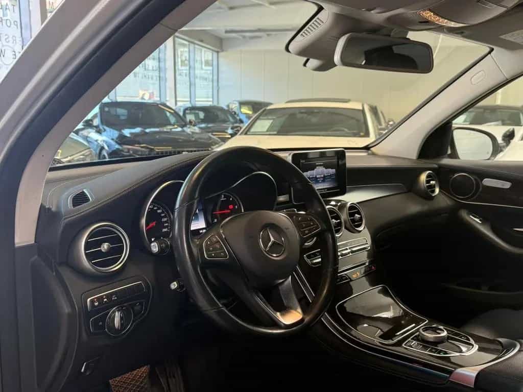 Mercedes-Benz GLC 250 d Exclusive 4M DISTR+AHK+LED+EDW+KAMERA 01/2019-photo-13