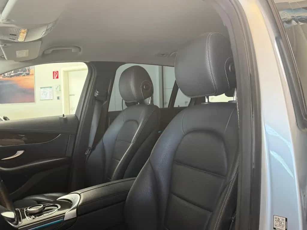 Mercedes-Benz GLC 250 d Exclusive 4M DISTR+AHK+LED+EDW+KAMERA 01/2019-photo-17