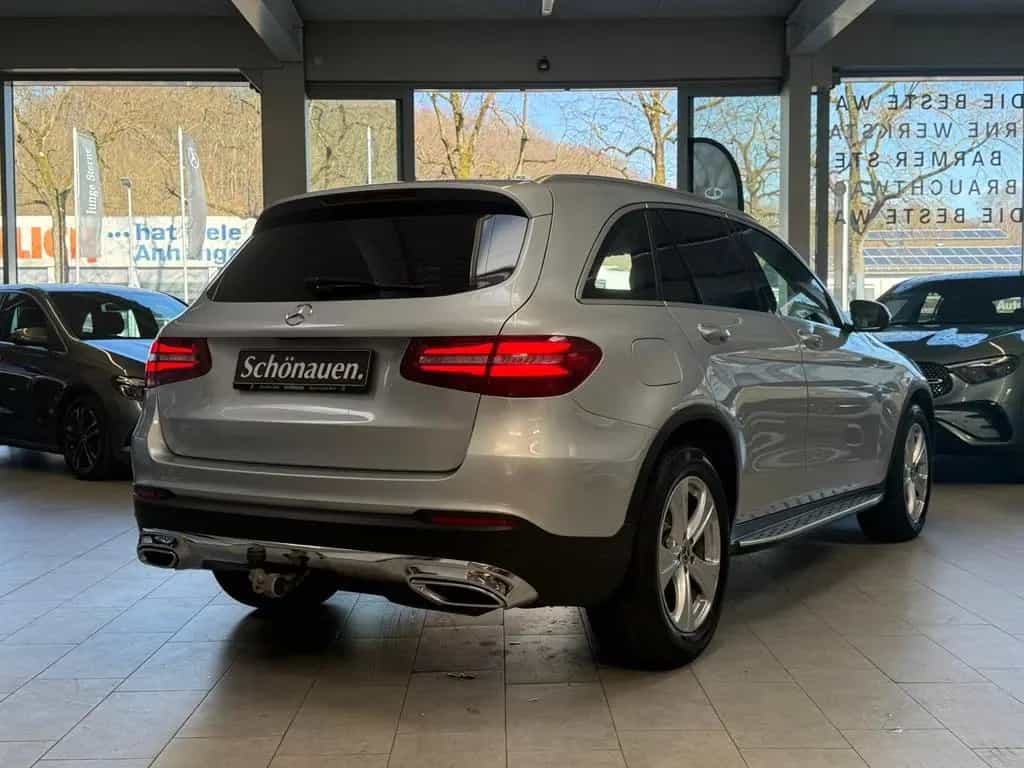 Mercedes-Benz GLC 250 d Exclusive 4M DISTR+AHK+LED+EDW+KAMERA 01/2019-photo-9