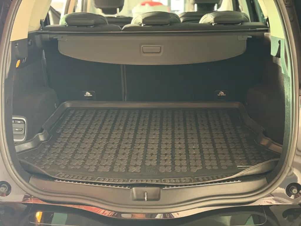 Renault Scenic IV Grand InitialeParis/Panorama/LEDER/AHK 08/2017-photo-15