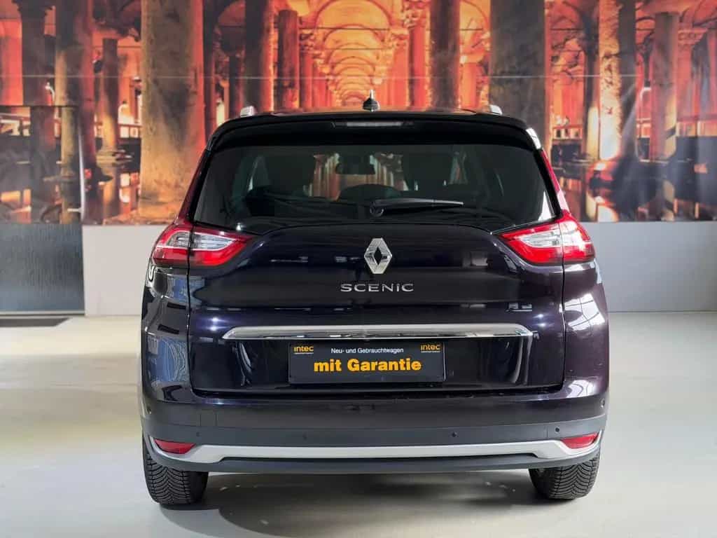 Renault Scenic IV Grand InitialeParis/Panorama/LEDER/AHK 08/2017-photo-4