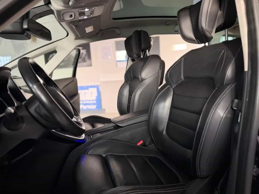 Renault Scenic IV Grand InitialeParis/Panorama/LEDER/AHK 08/2017-photo-7