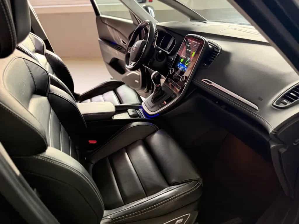 Renault Scenic IV Grand InitialeParis/Panorama/LEDER/AHK 08/2017-photo-9