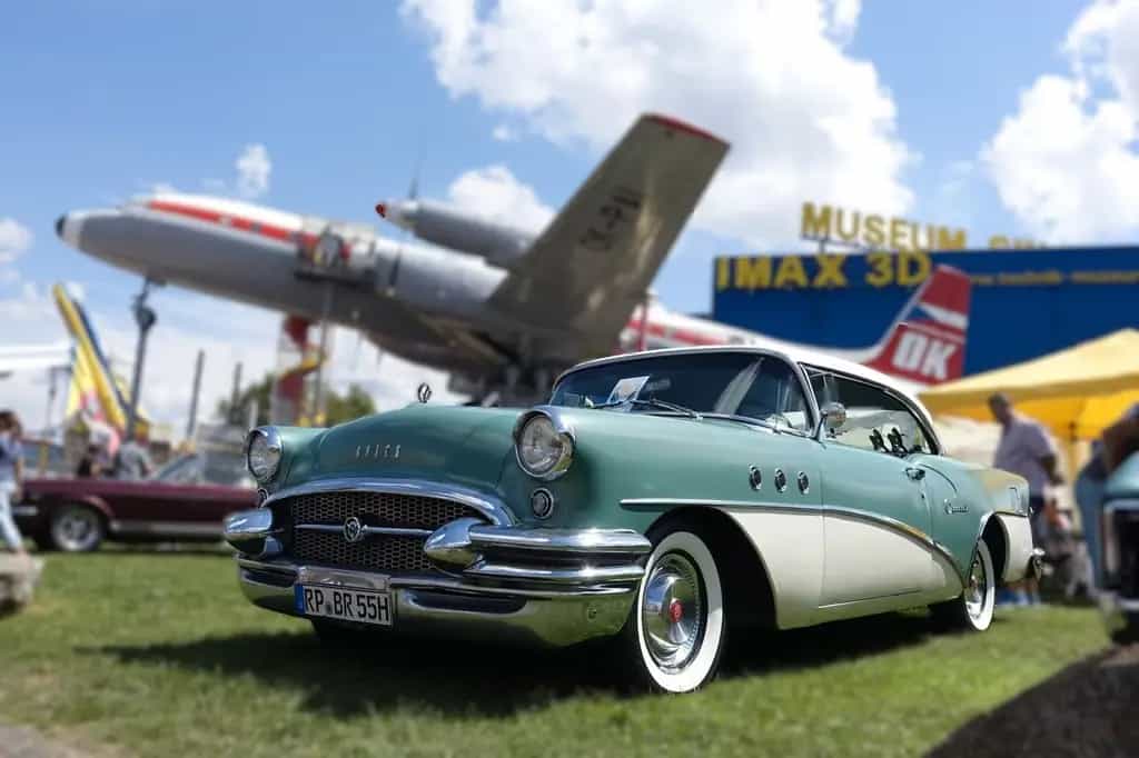 Buick Riviera Special V8 Coupe Servo Power Brakes 06/1955-photo-5