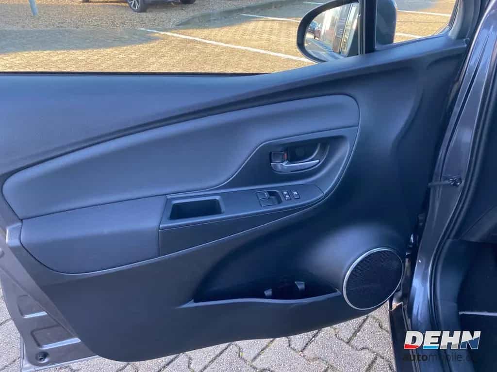 Toyota Yaris 1.5 Dual-VVT-iE Club Alu Kamera 05/2020-photo-15