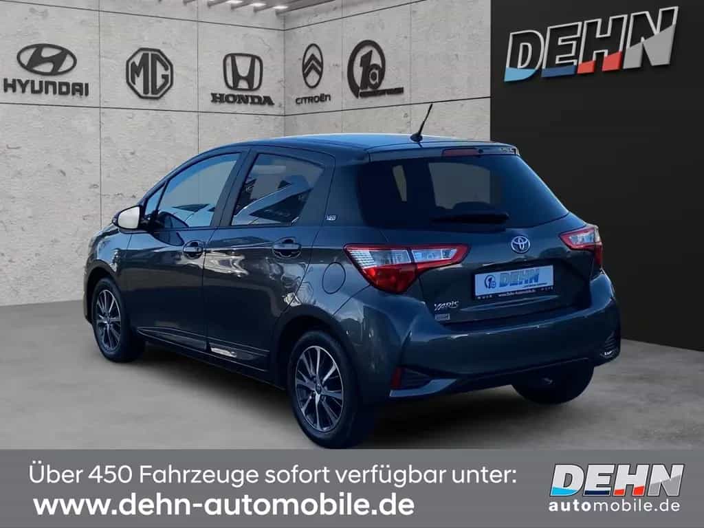 Toyota Yaris 1.5 Dual-VVT-iE Club Alu Kamera 05/2020-photo-3