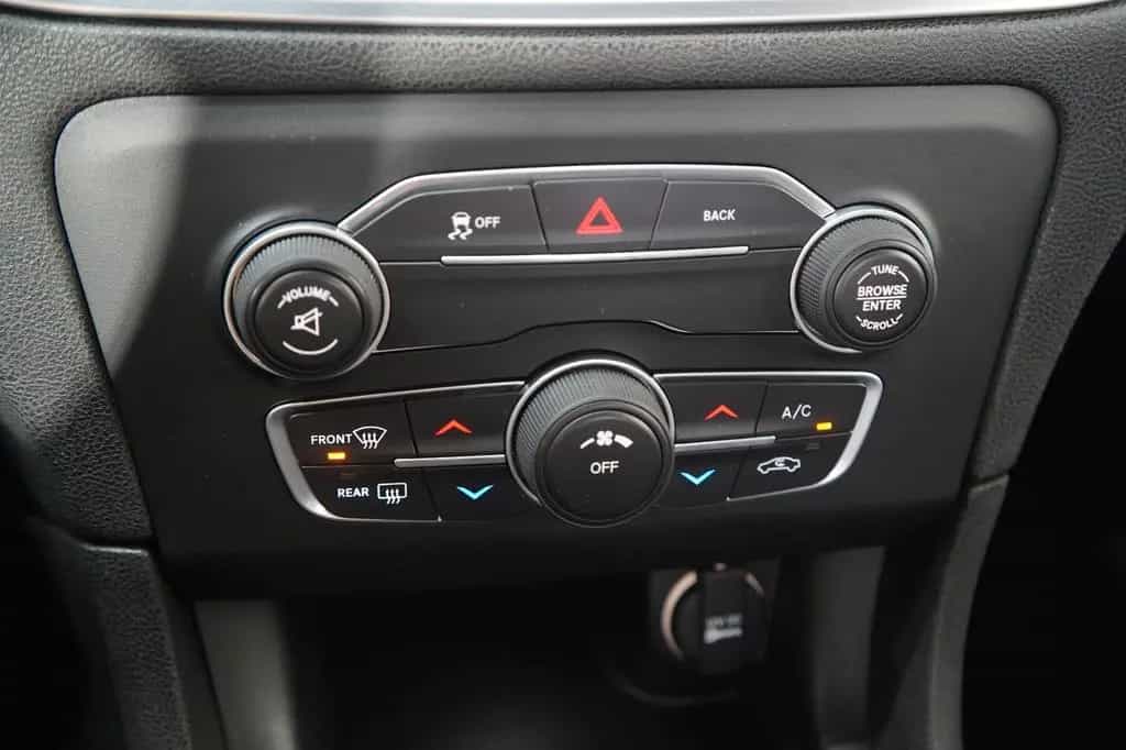 Dodge Charger 3,6*Unfallfrei*2.Hand*S-Abgas*Navi*20 Z. 07/2015-photo-30