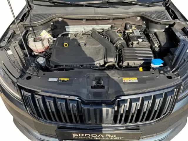 Skoda Karoq 1.5TSI DSG Sportline LED NAVI AHK ACC 19'' 01/2022-photo-8