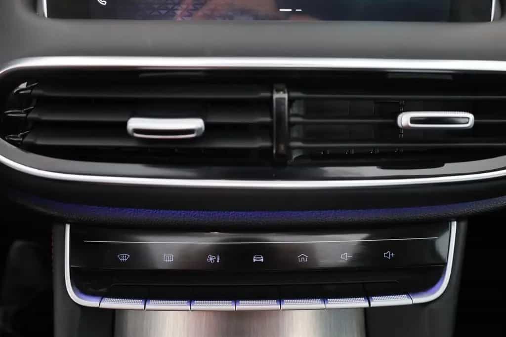 MG HS 1.5 T-GDI Luxury Aut. LED ACC Navi 360° Pano 02/2024-photo-11