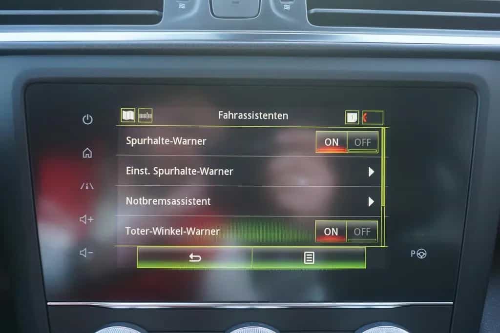 Renault Kadjar 1.3 TCe EDC Bose Edit. LED Navi AHK DAB 02/2020-photo-16