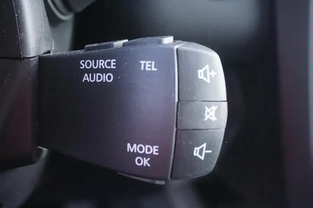 Renault Kadjar 1.3 TCe EDC Bose Edit. LED Navi AHK DAB 02/2020-photo-23