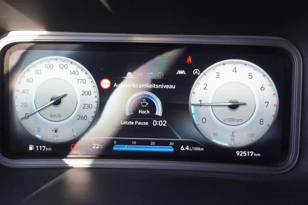 Hyundai KONA 1.0 T-GDI LED Navi Kamera Virtual Cockpit 01/2021-photo-19