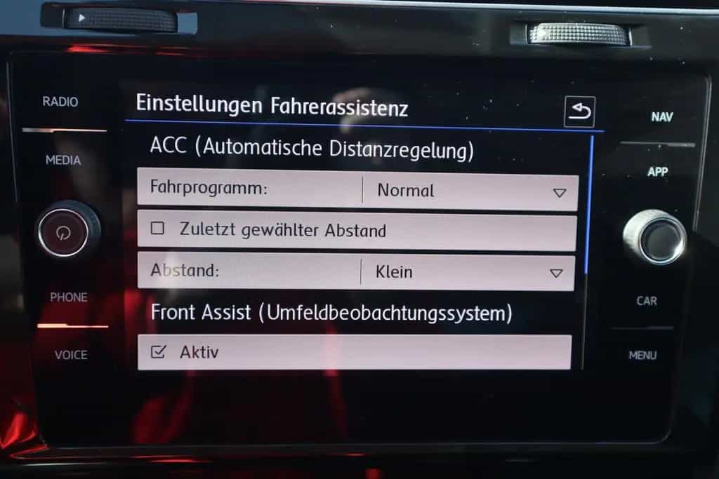 Volkswagen Golf VII 1.0 Join ACC Navi Sitzheizung PDC USB 11/2018-photo-24