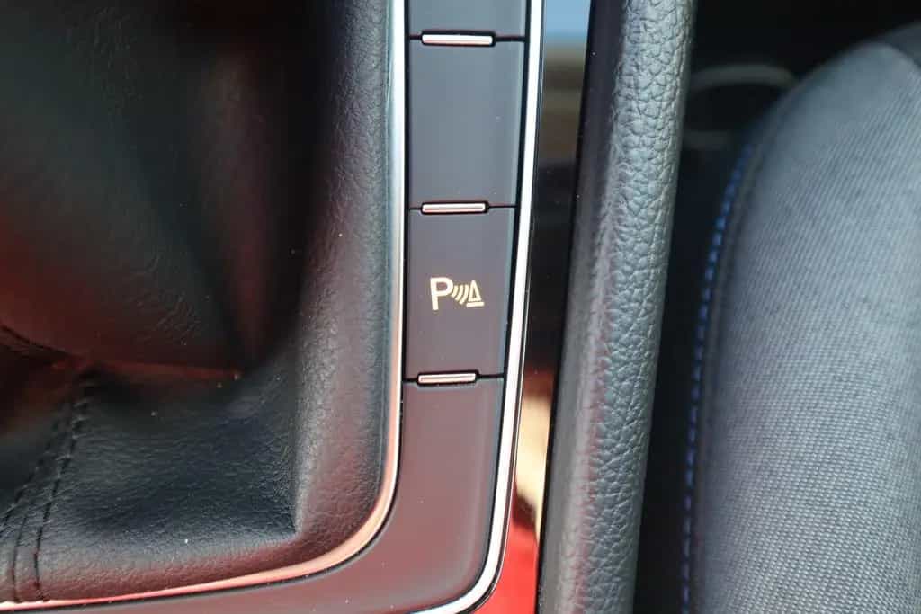 Volkswagen Golf VII 1.0 Join ACC Navi Sitzheizung PDC USB 11/2018-photo-28
