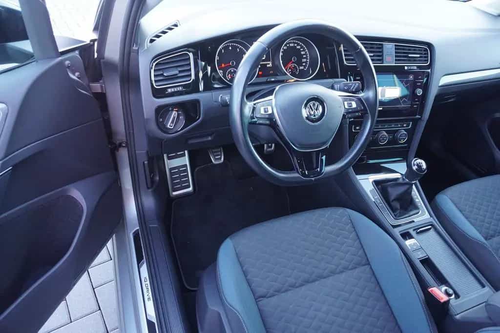 Volkswagen Golf VII Variant 1.0 IQ.DRIVE ACC Standheizung 01/2020-photo-5