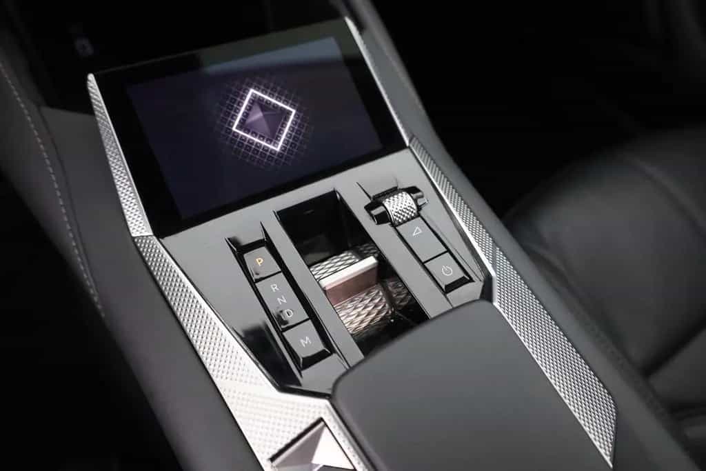 DS Automobiles DS4 PureTech130 Aut. LED ACC Navi 02/2024-photo-12