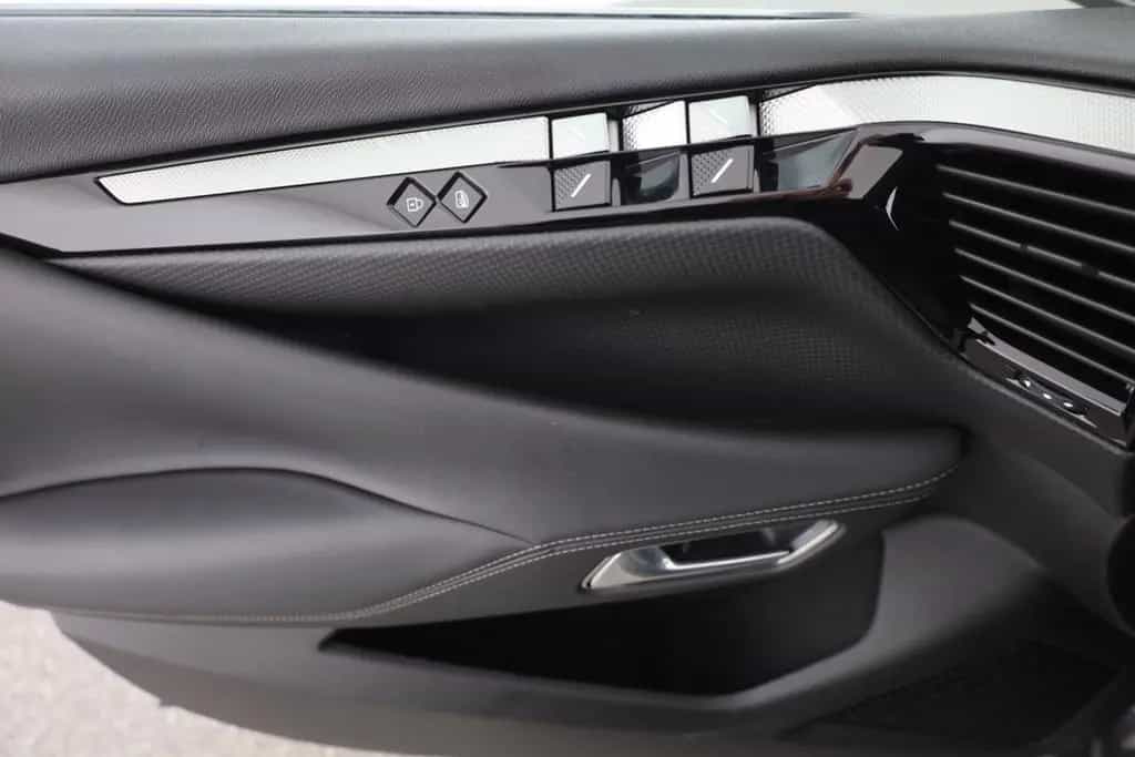 DS Automobiles DS4 PureTech130 Aut. LED ACC Navi 02/2024-photo-19