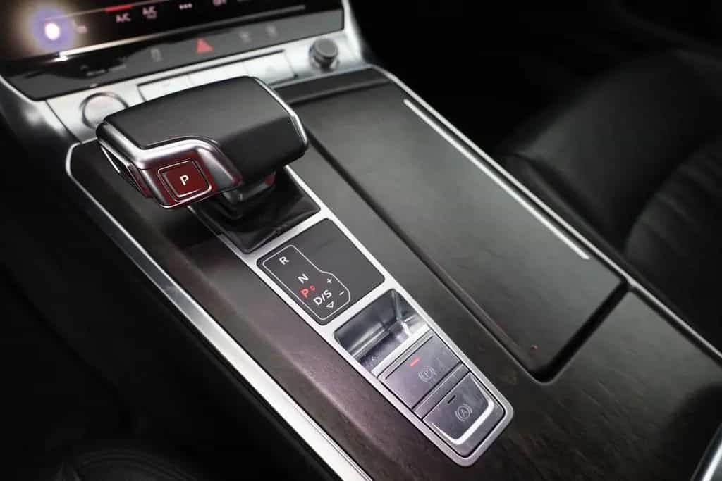 Audi A6 Avant 45 TDI quattro design Navi Kamera Leder 06/2020-photo-10
