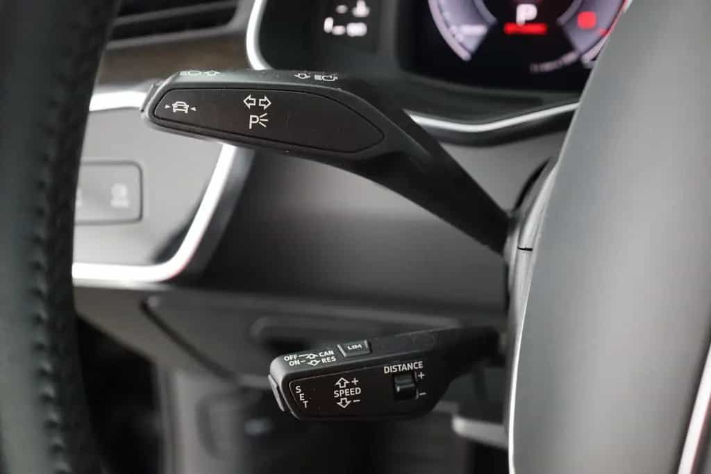 Audi A6 Avant 45 TDI quattro design Navi Kamera Leder 06/2020-photo-16
